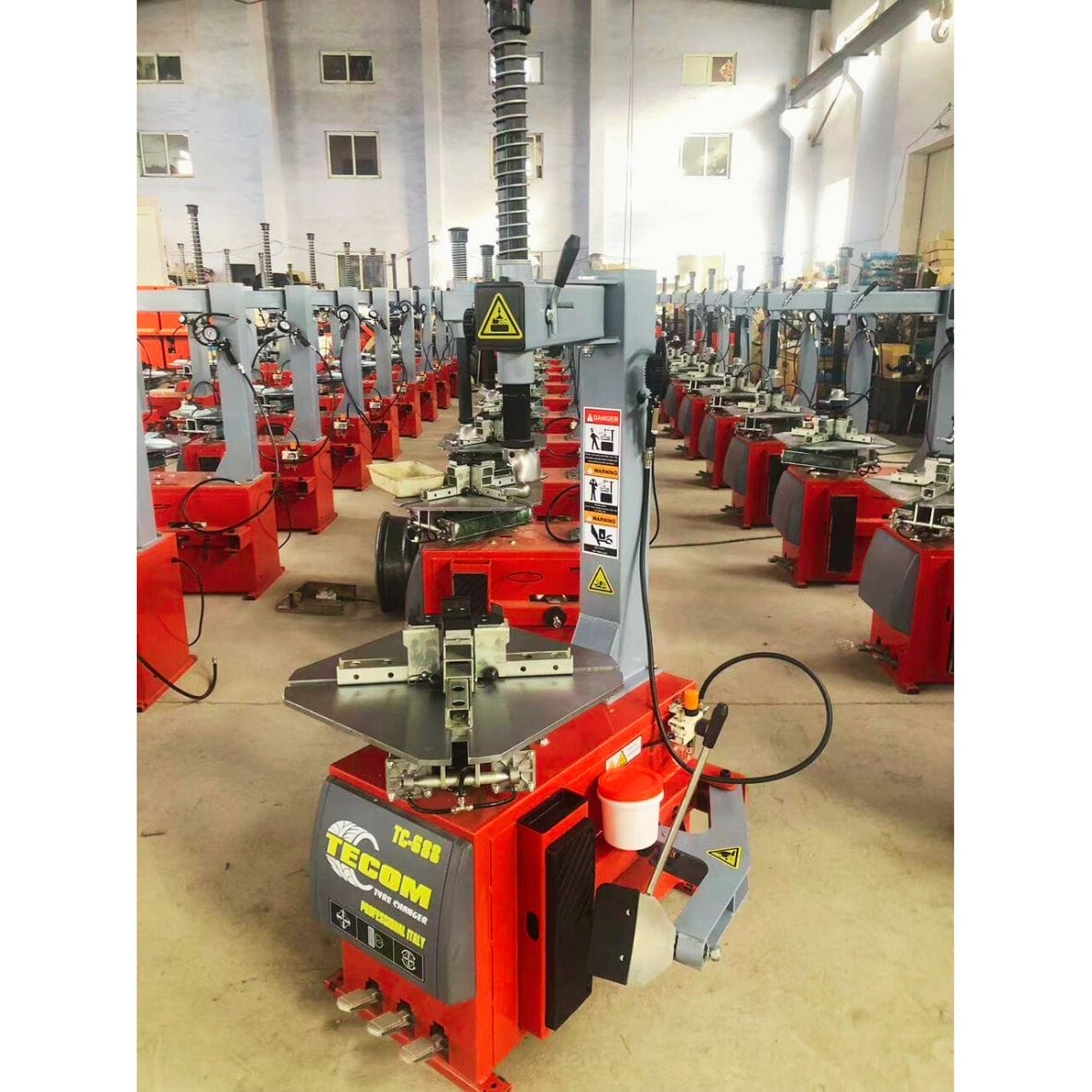 Lợi ích khi bảo dưỡng máy tháo vỏ xe định kỳ Bảo dưỡng định kỳ máy ra vào lốp