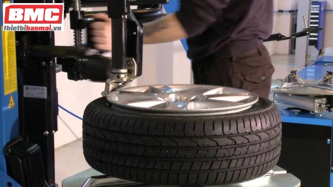Có Nên Sử Dụng Máy Làm Lốp Đa Năng?